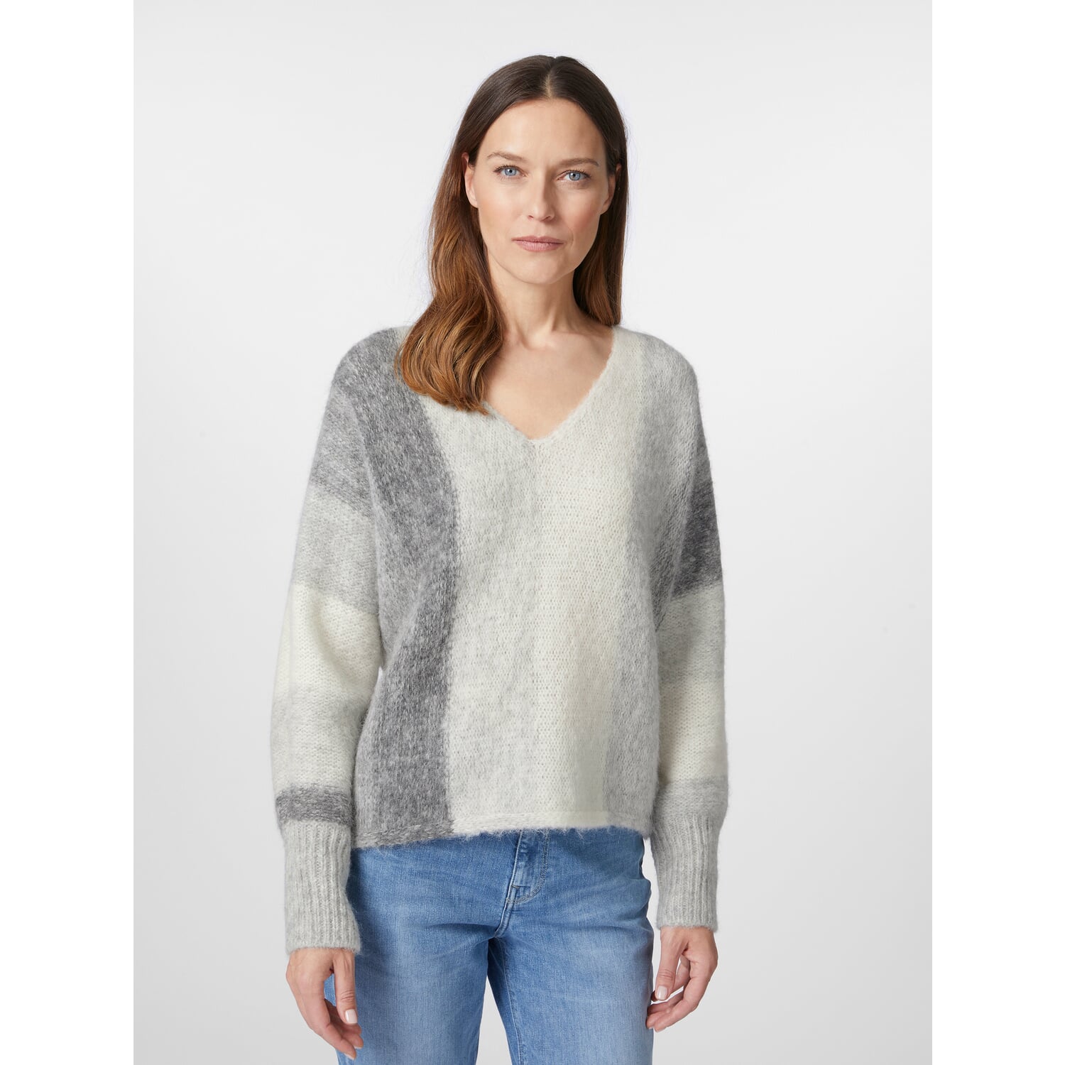 Ladies sweater V-neck