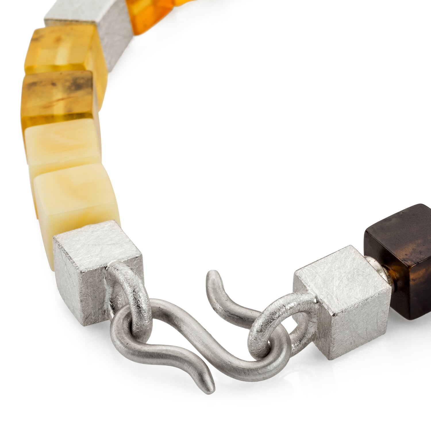 Bracelet amber cubes