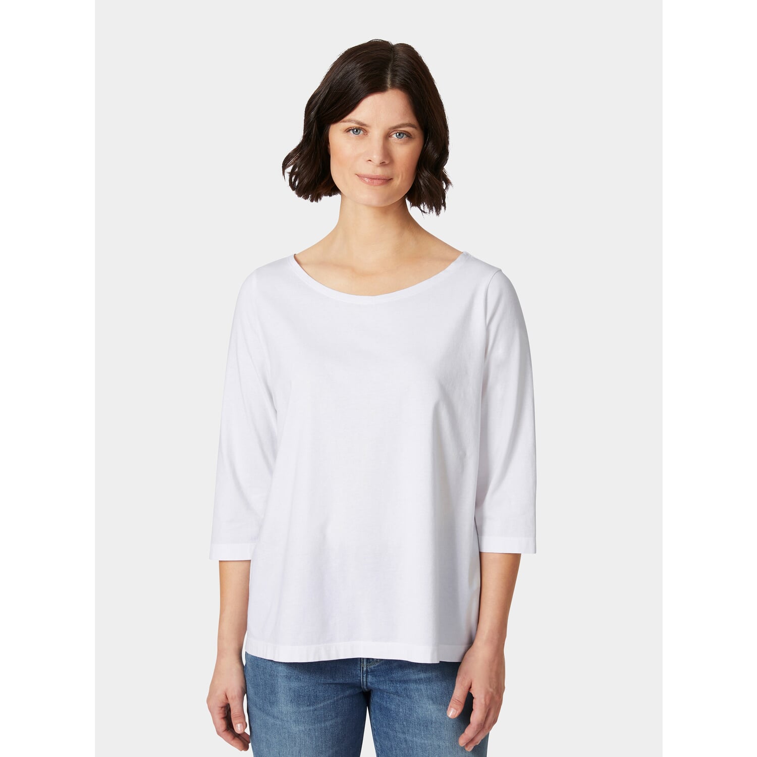 Ladies' half-sleeved shirt