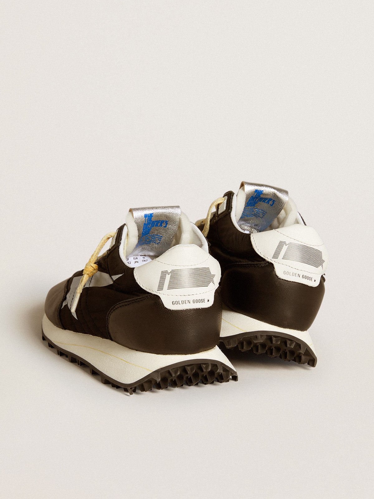 Women's Marathon with black nylon upper and white star
