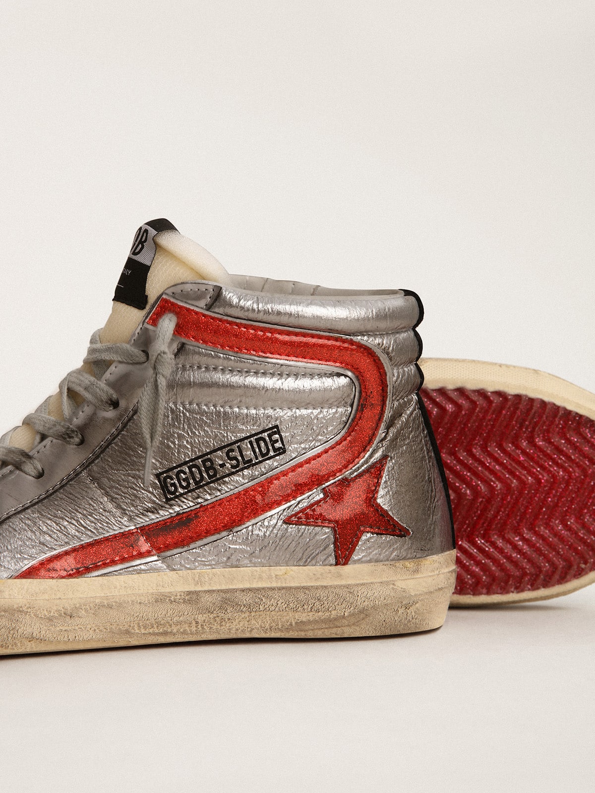 Women's Slide with silver metallic leather upper and red metallic leather flash