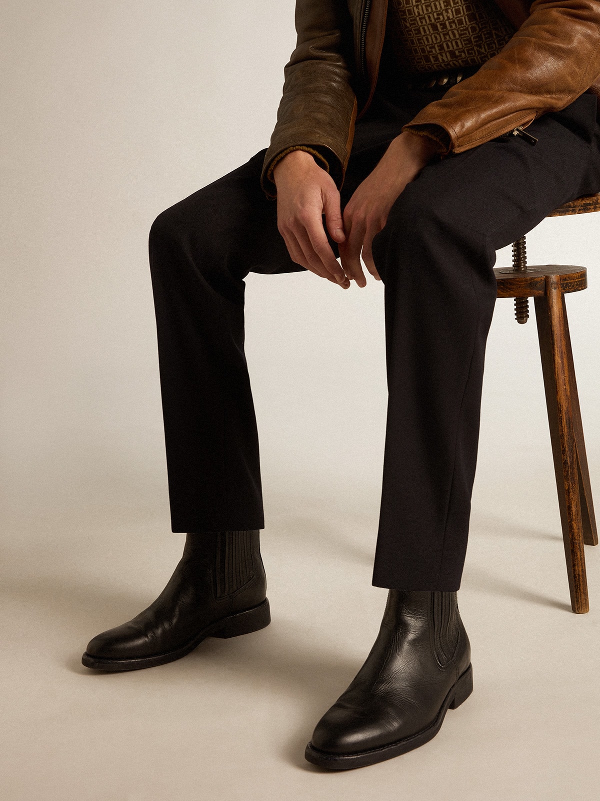 Men's Chelsea boots in black leather