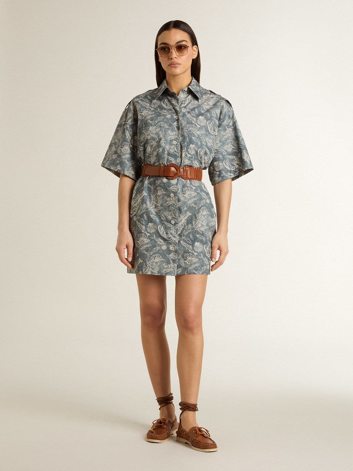 Women's short shirt dress in light blue cotton poplin with all-over marine print