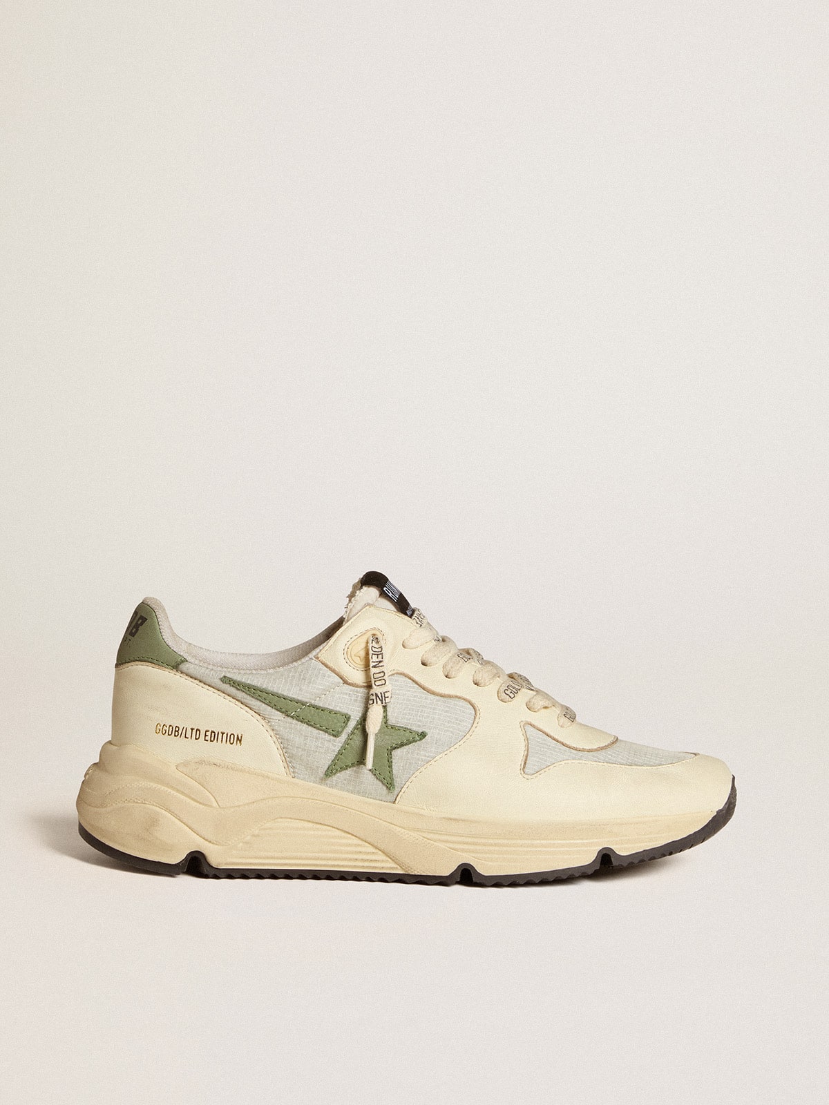 Women's Running Sole LTD in nylon and nappa with nubuck star and heel tab