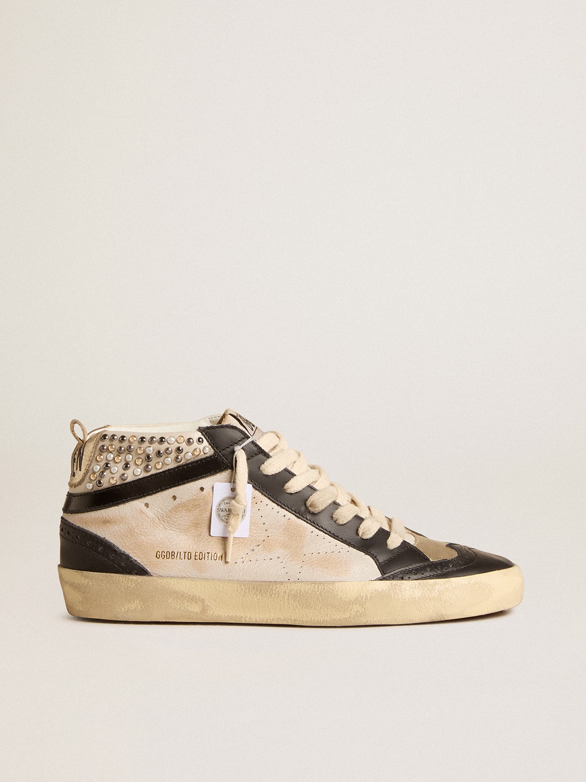 Women's Mid Star LTD in black and white leather with pearls and perforated star