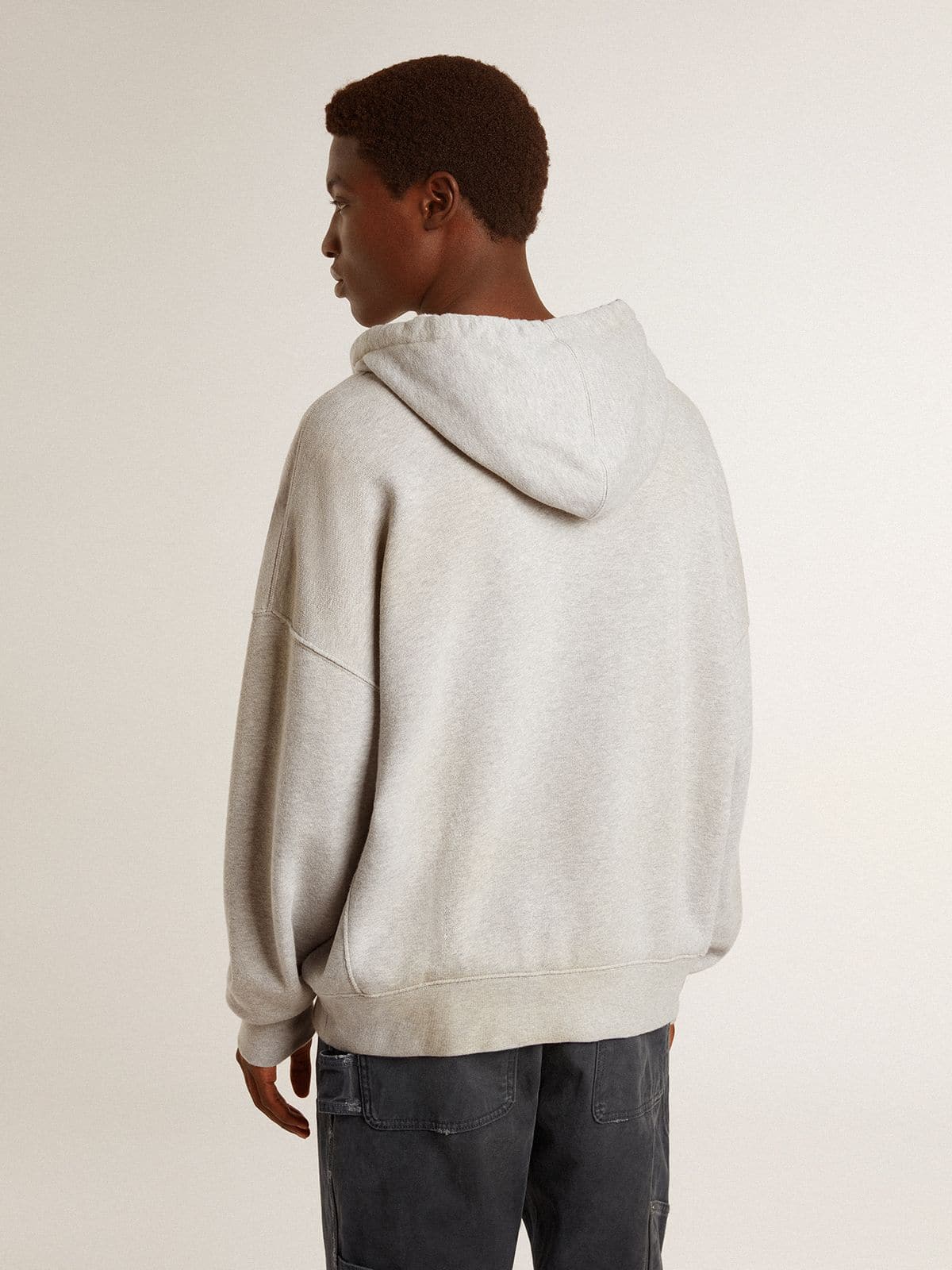 Hooded sweatshirt in worn gray with embroidered vintage logo
