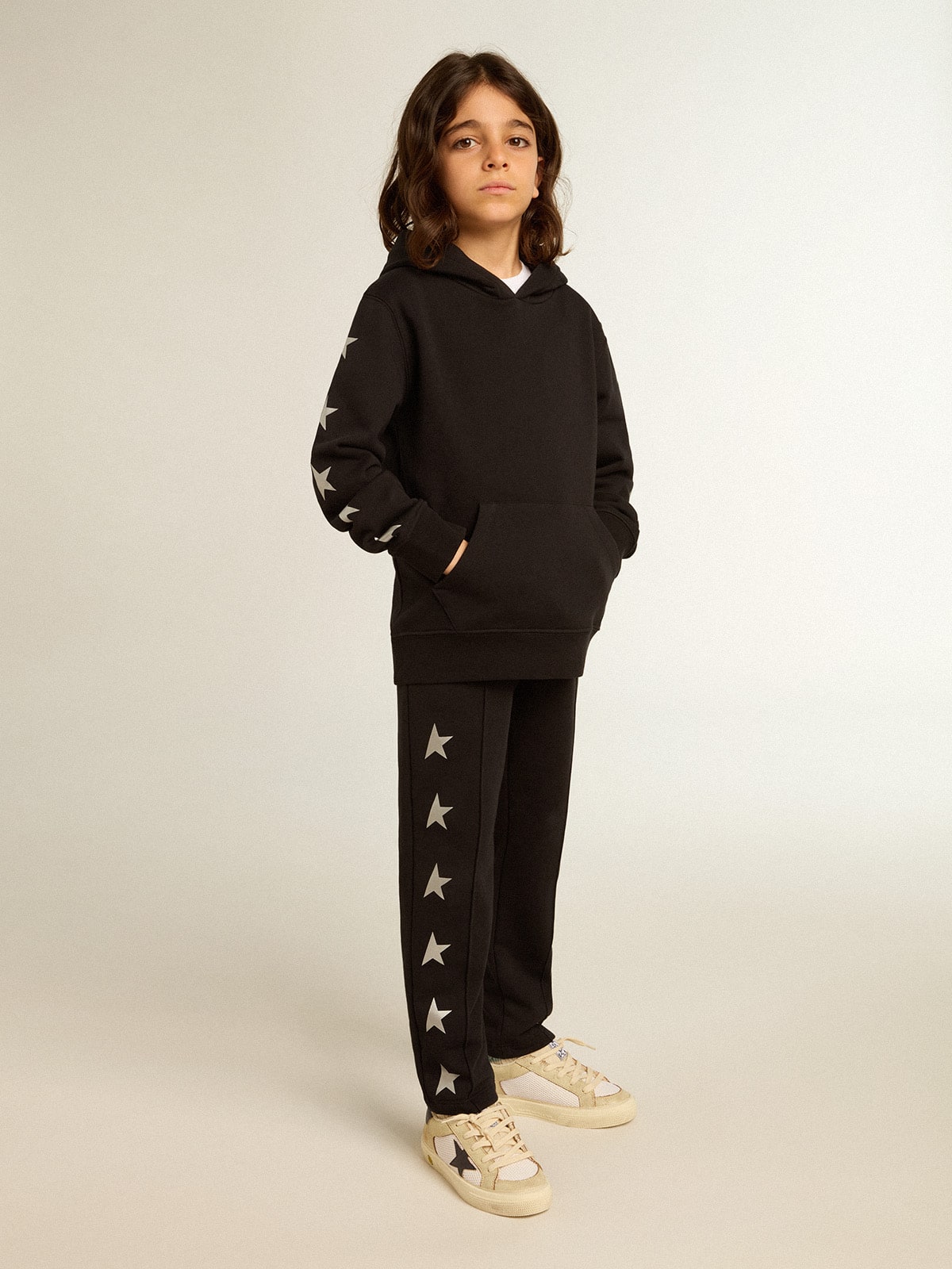 Boys' hooded sweatshirt in black with contrasting silver stars