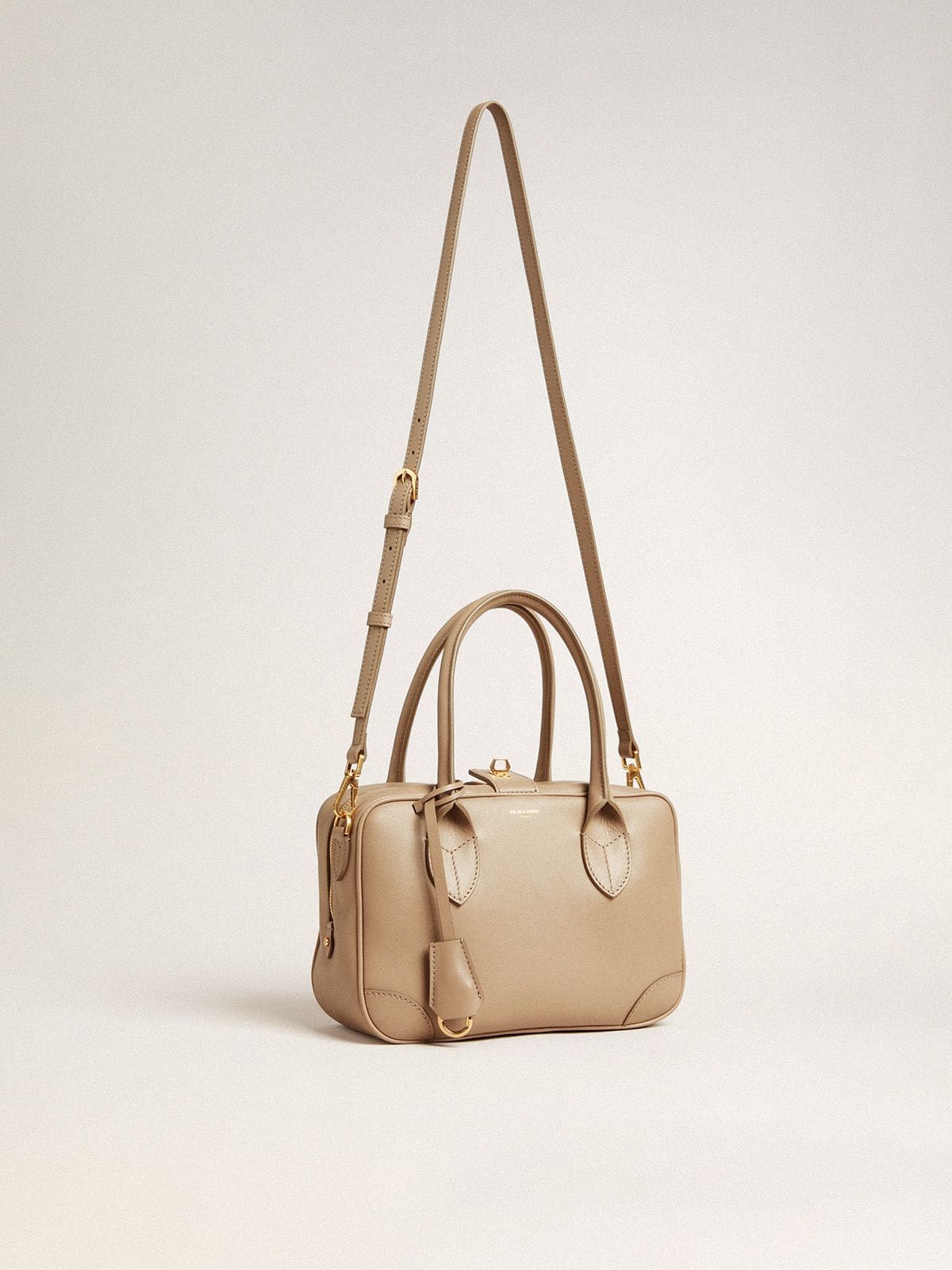 Vita Bag in beige leather with gold details