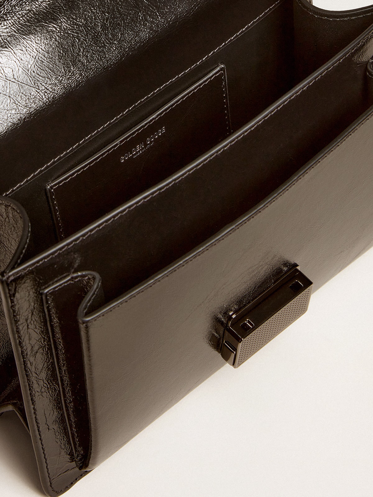 Venezia Bag in black metallic leather with black details
