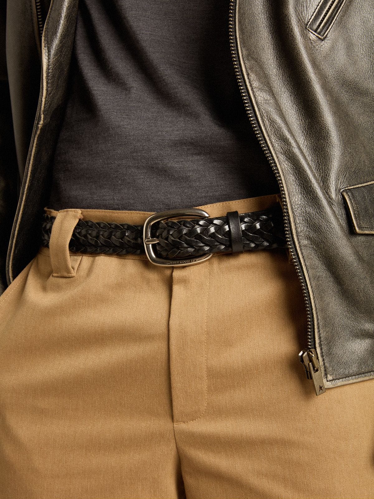 Men's belt in black braided leather