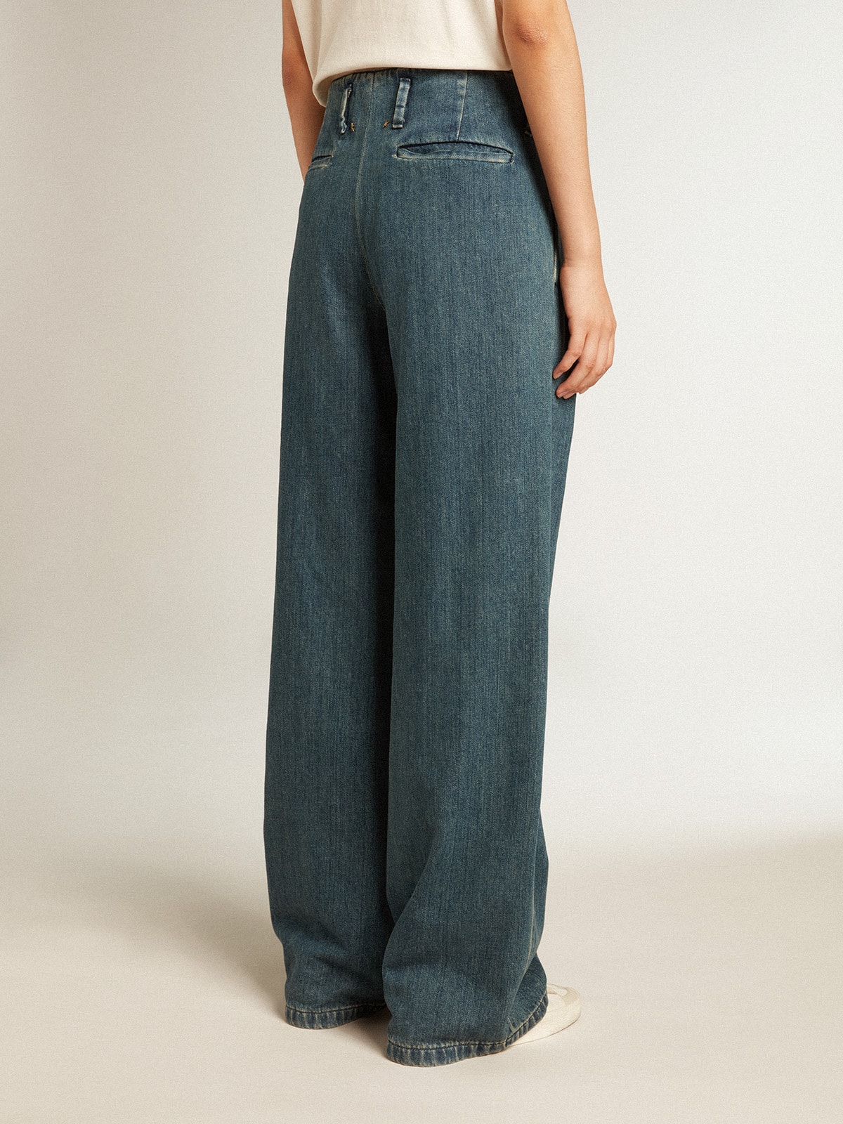 Women's blue cotton pleated pants