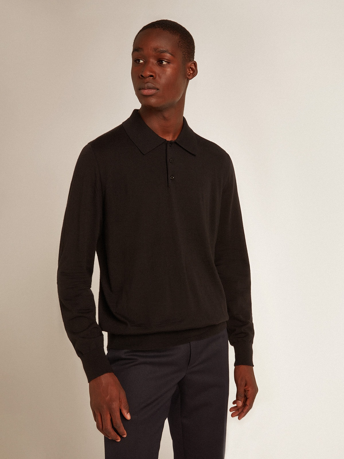 Men's long-sleeved polo shirt in black merino wool