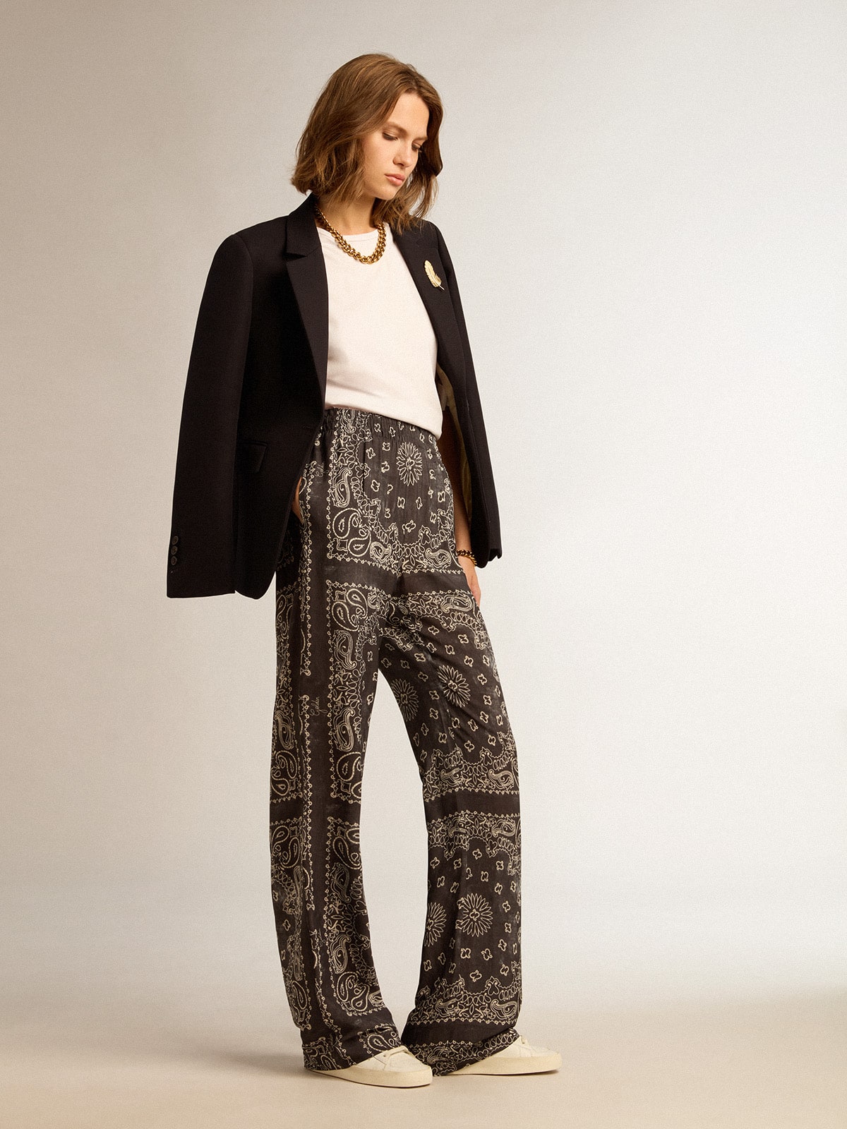 Women's single-breasted blazer in dark blue wool gabardine