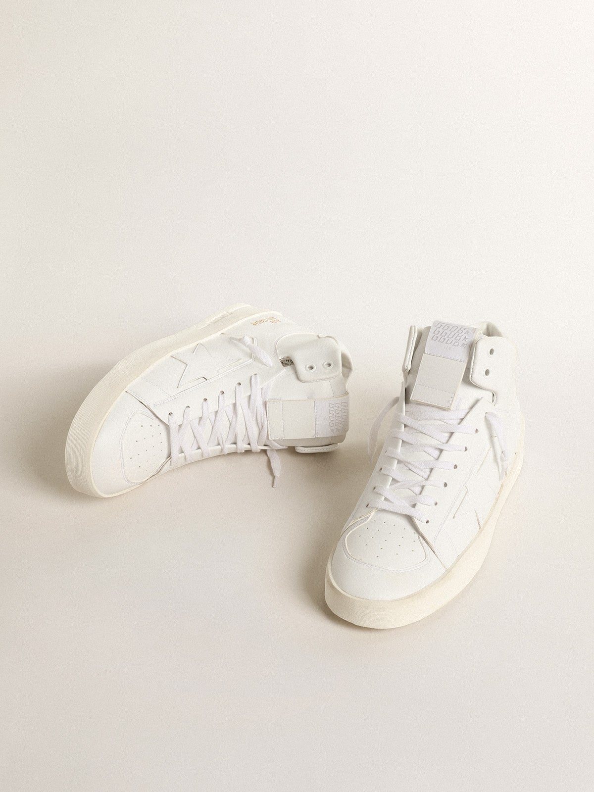 Men's bio-based Mid-Stardan with white star and heel tab