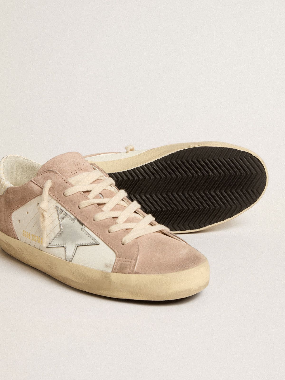 Women's Super-Star sneakers in pink suede with silver metallic leather star