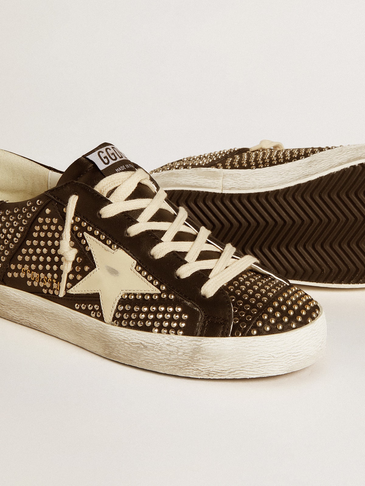 Women's Super-Star in studded black nappa with white leather star