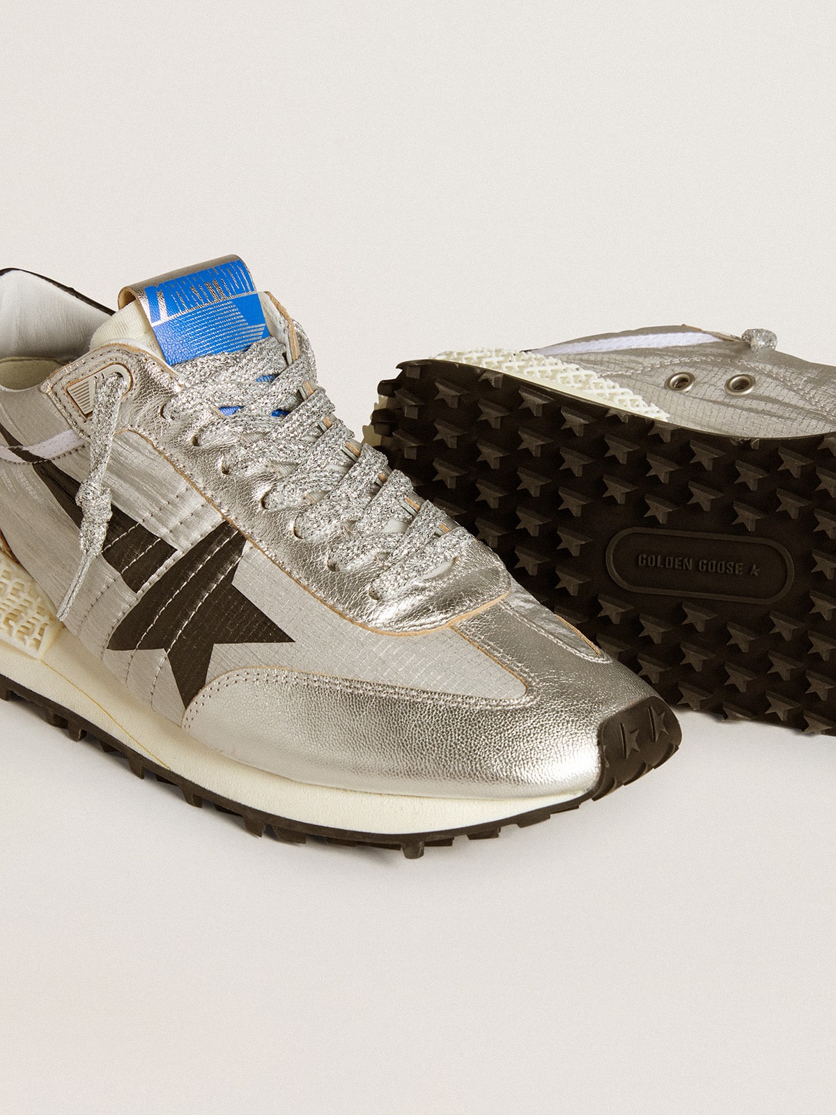 Women's Marathon with silver ripstop nylon upper and black star