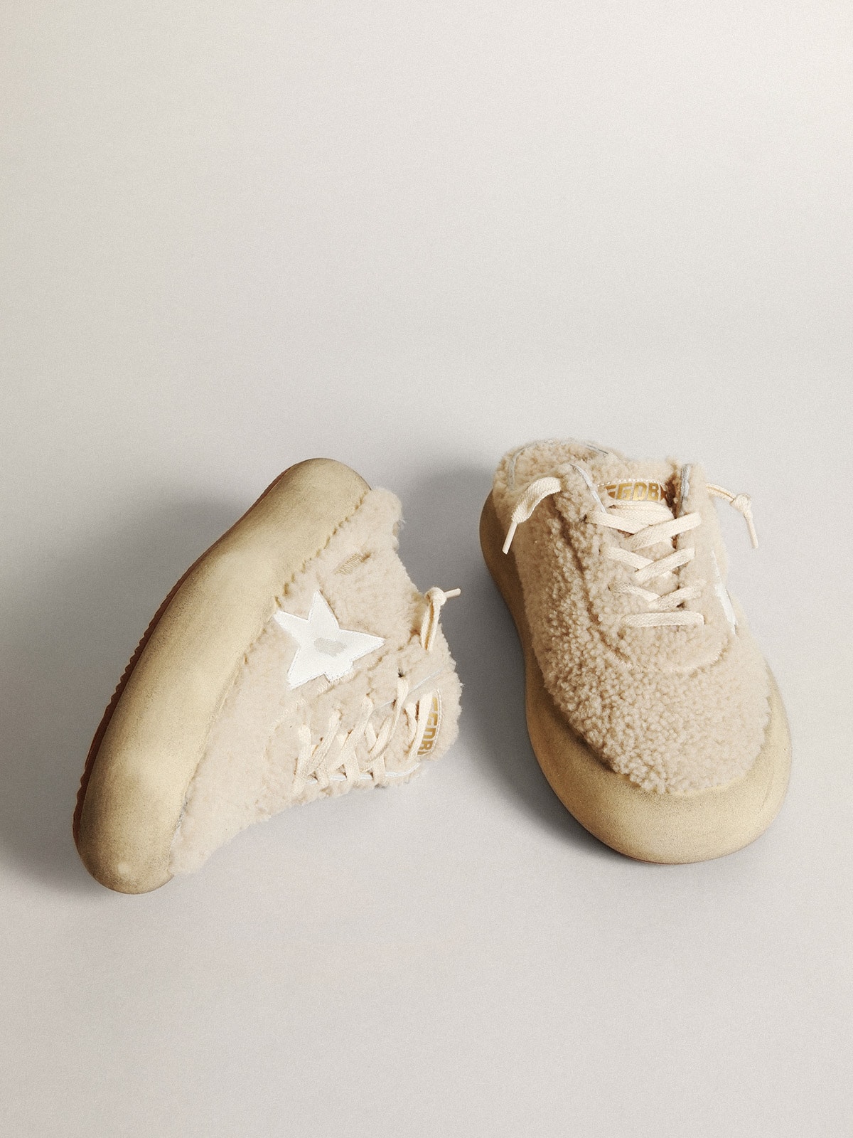 Women's Space-Star Sabots in beige shearling with white leather star