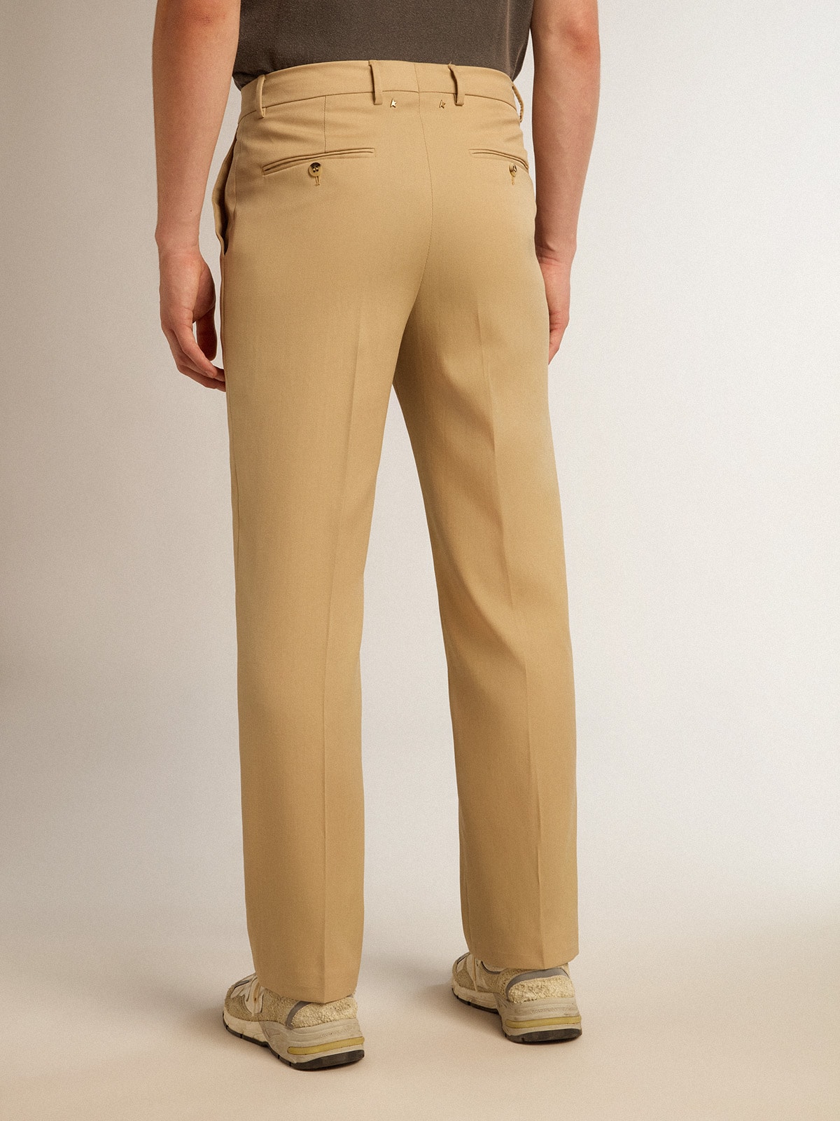 Men's wool gabardine pants in sand