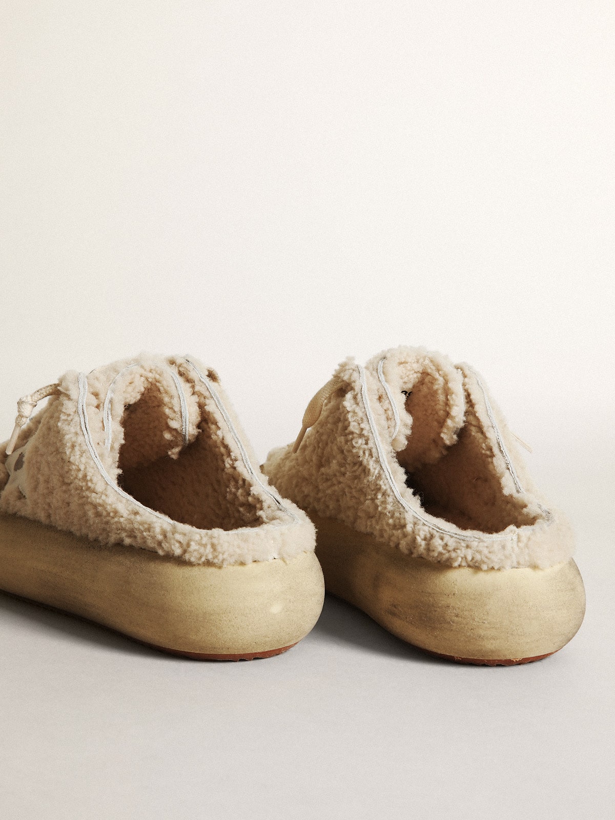 Women's Space-Star Sabots in beige shearling with white leather star