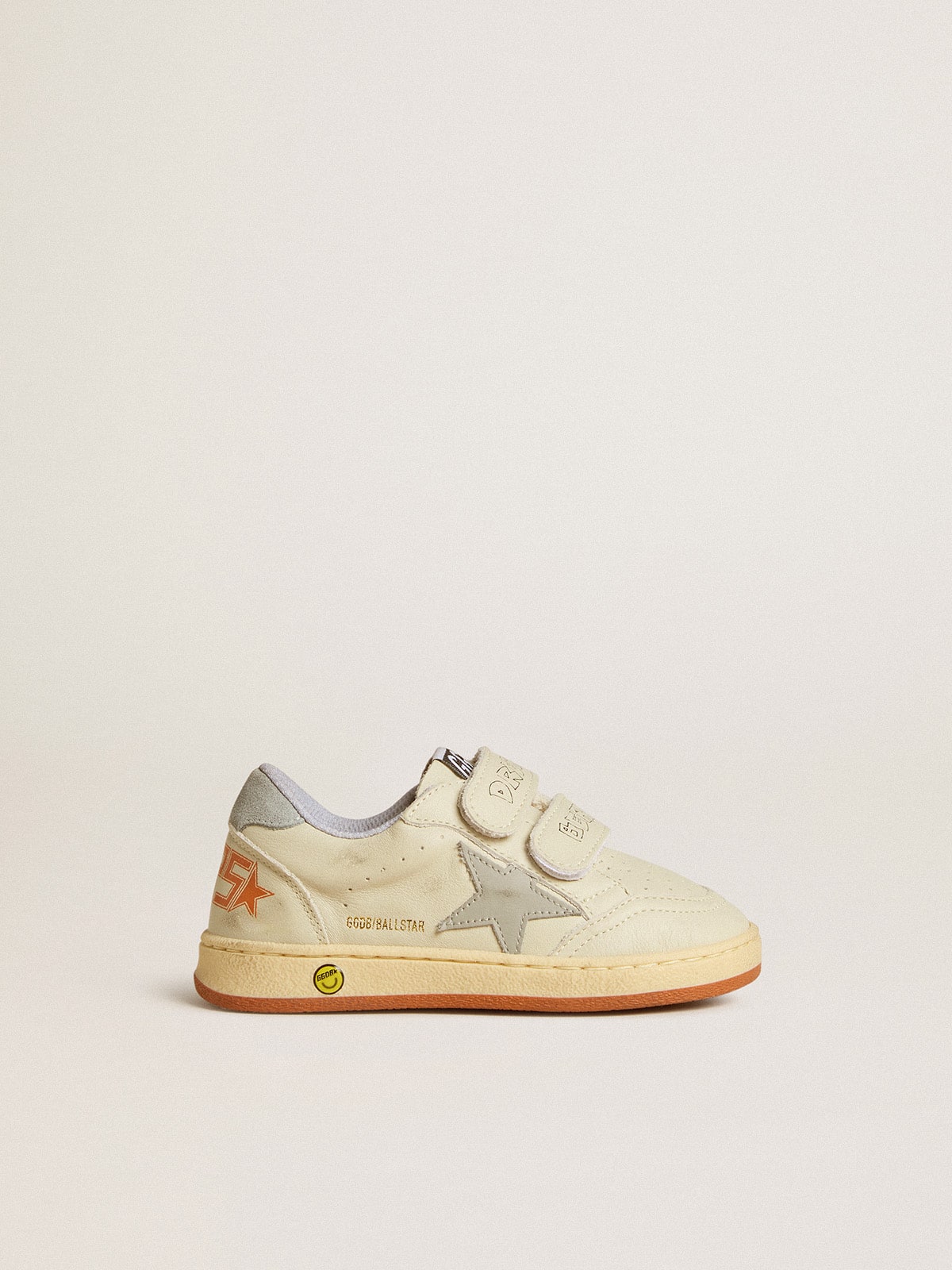 Ball Star Teen in white leather with powder blue star and heel tab