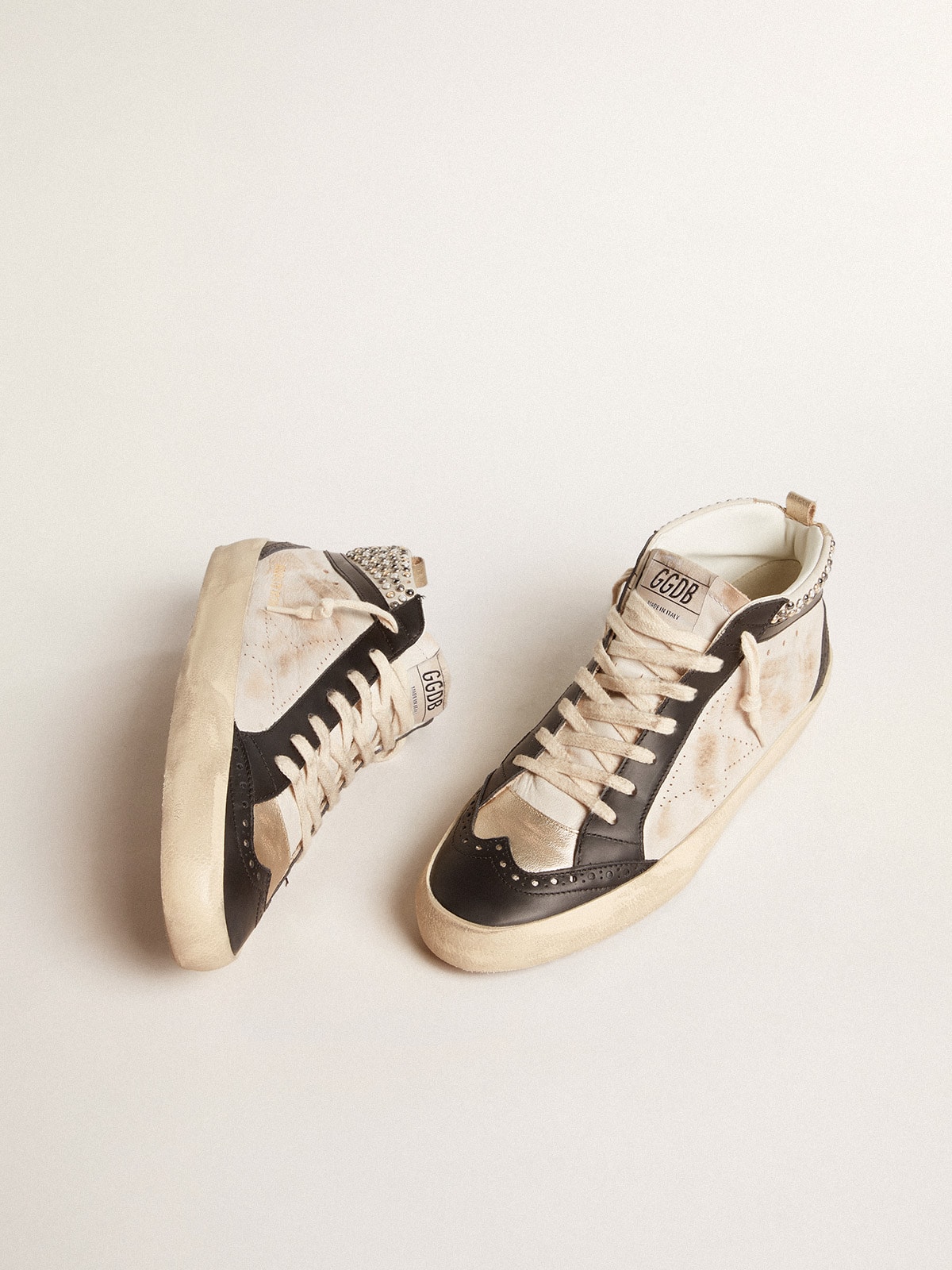 Men's Mid Star LTD in black and white leather with pearls and perforated star