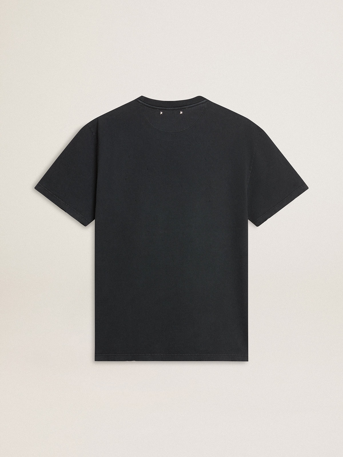 Men's worn-black cotton T-shirt with print on the front
