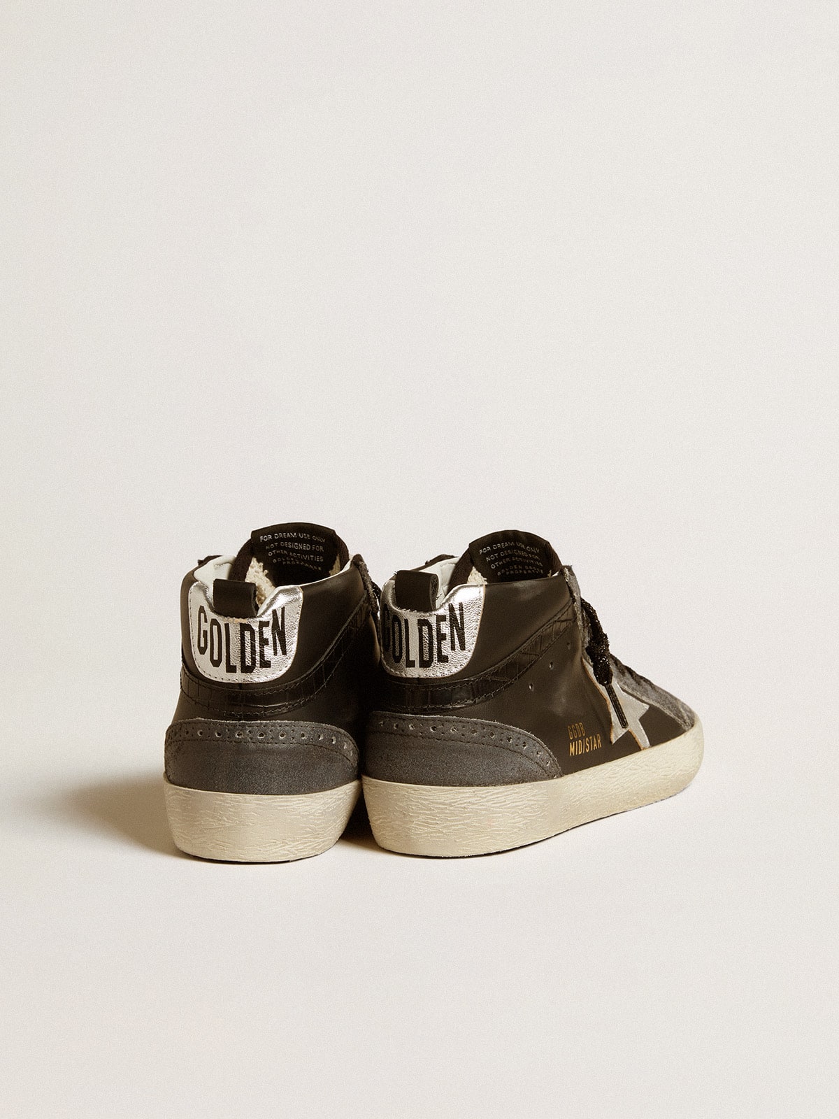Women's Mid Star in black leather with silver metallic leather star