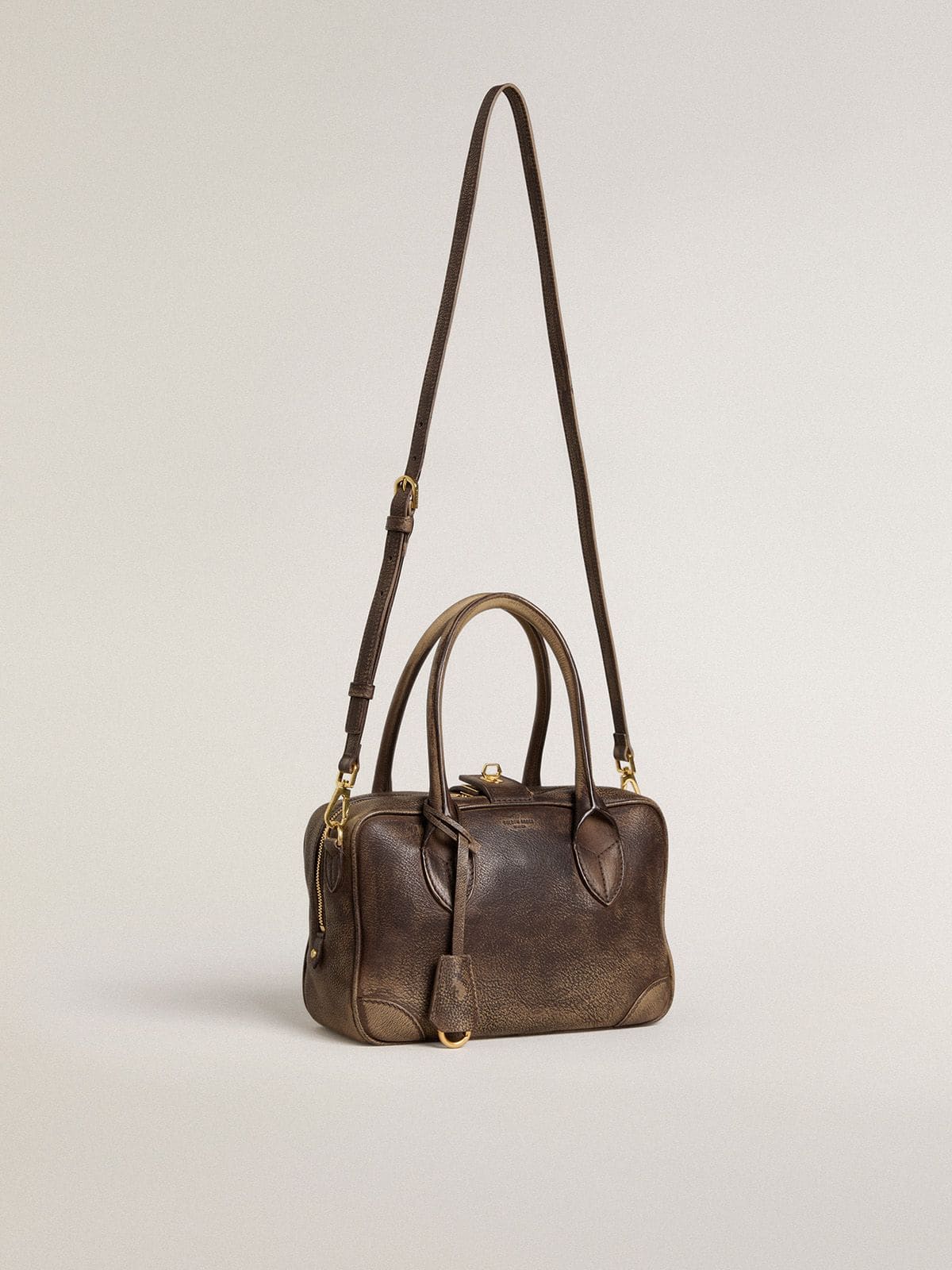 Vita Bag in brown vintage leather with gold details