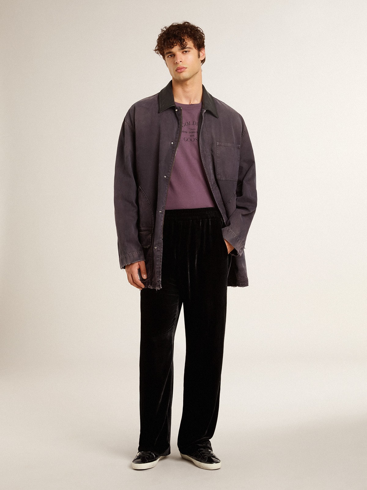 Men's cotton T-shirt in worn purple with logo print