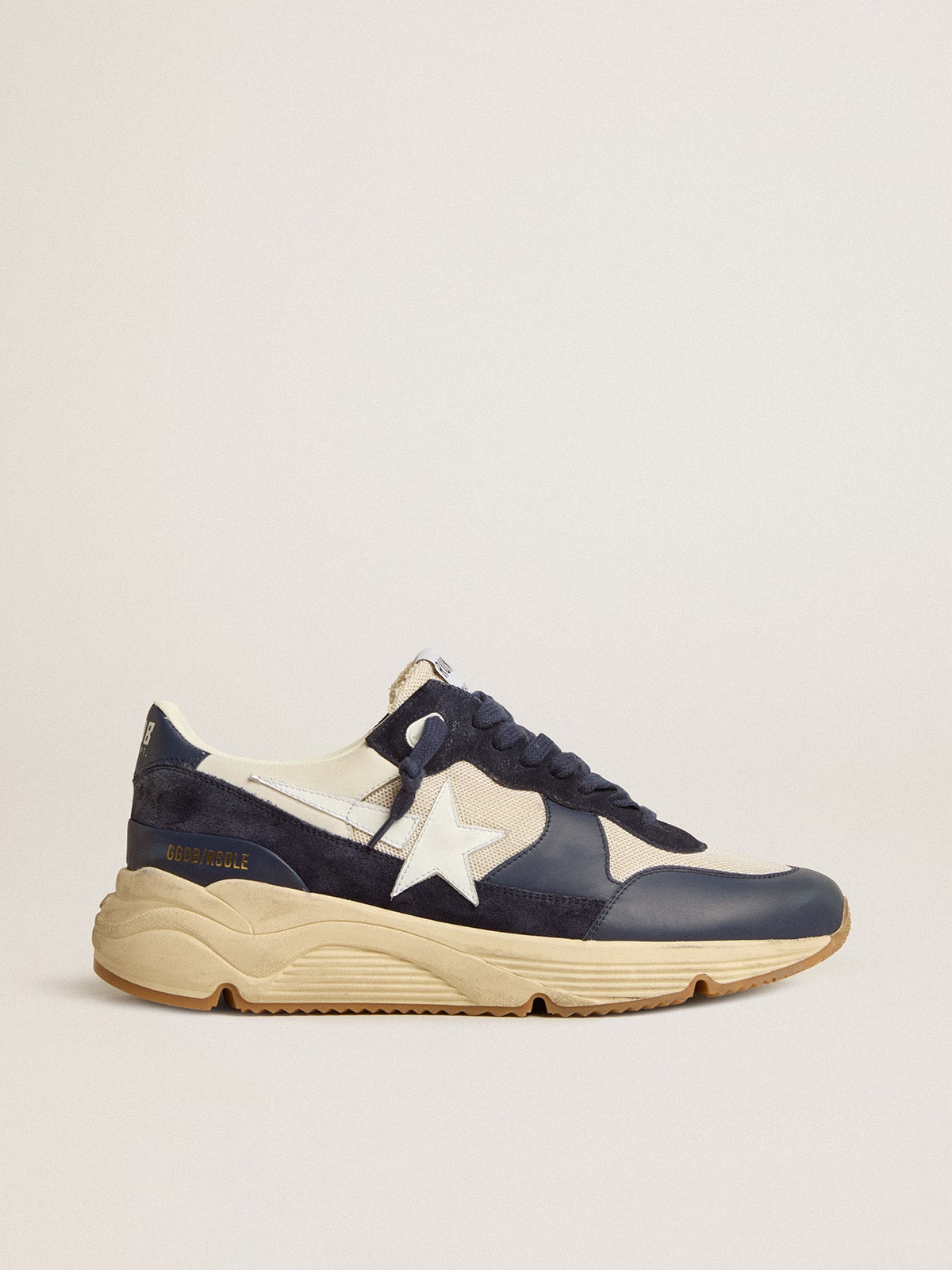Men-Sneakers-Running Sole