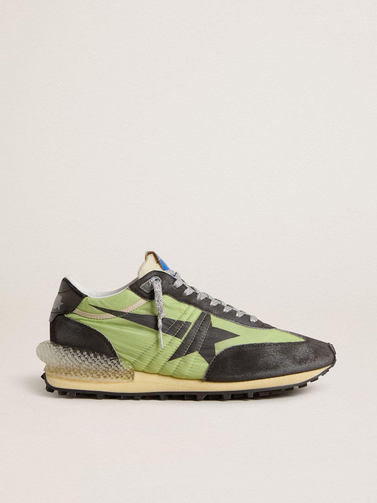 Women-Sneakers-Marathon