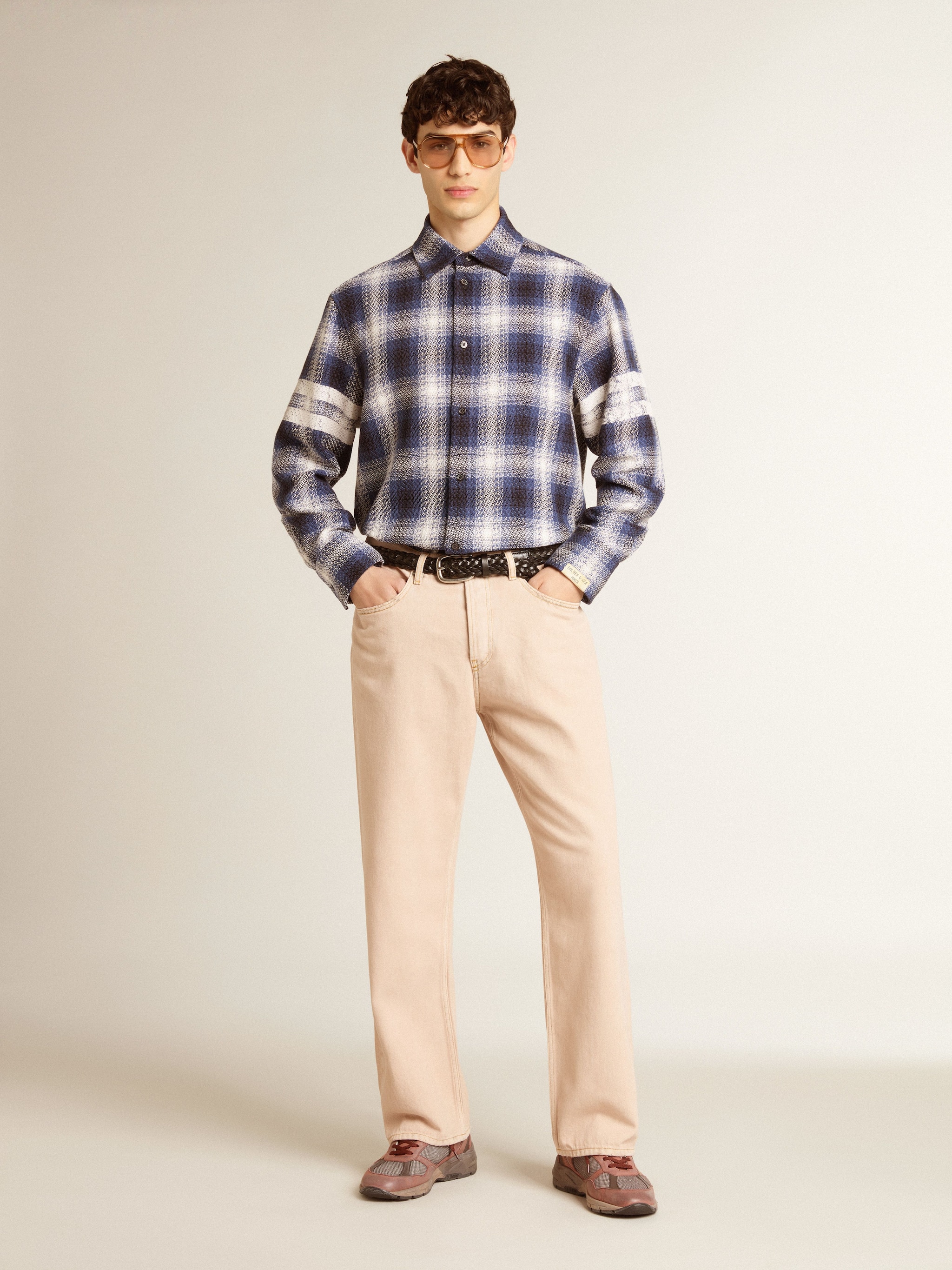 Men's pink dyed jeans