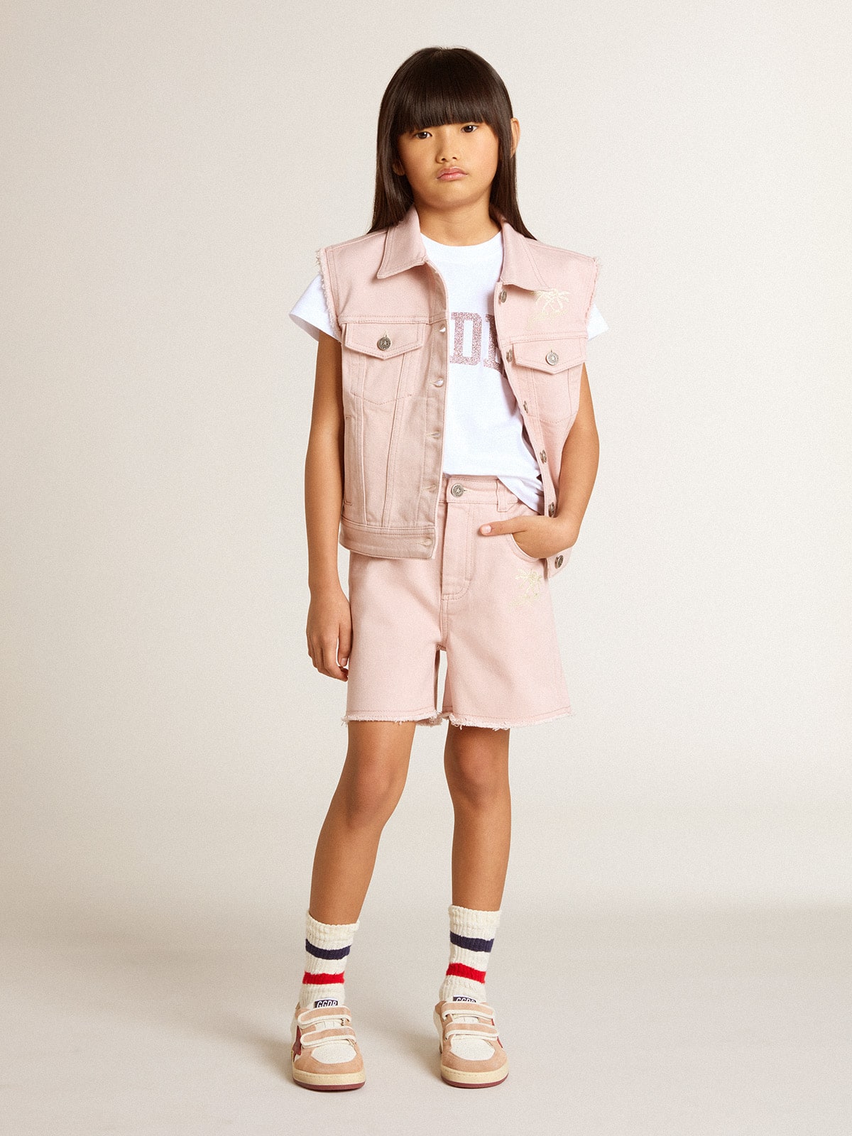 Girls' white T-shirt with pink glitter Golden lettering