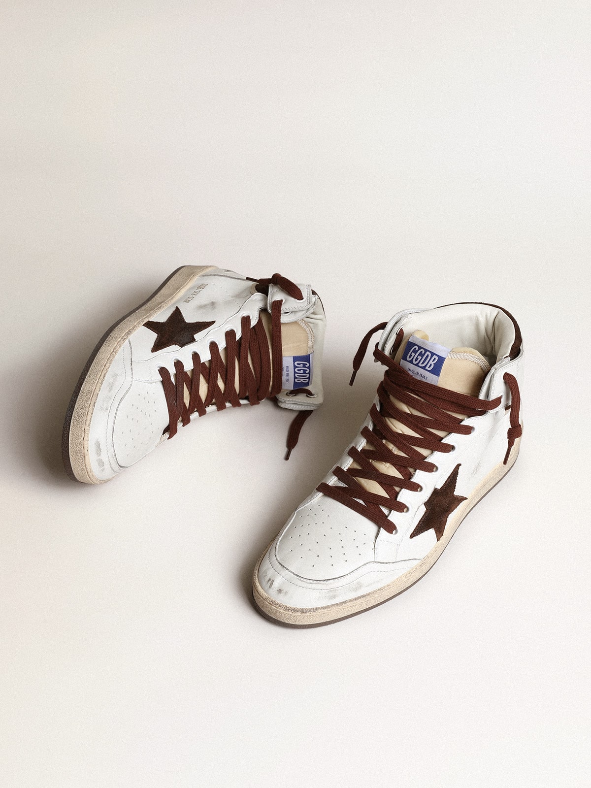 Men's Sky-Star in white nappa leather with a chocolate suede star