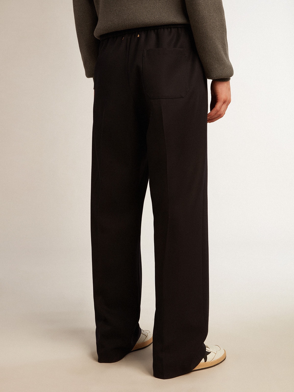Men's joggers in dark blue wool