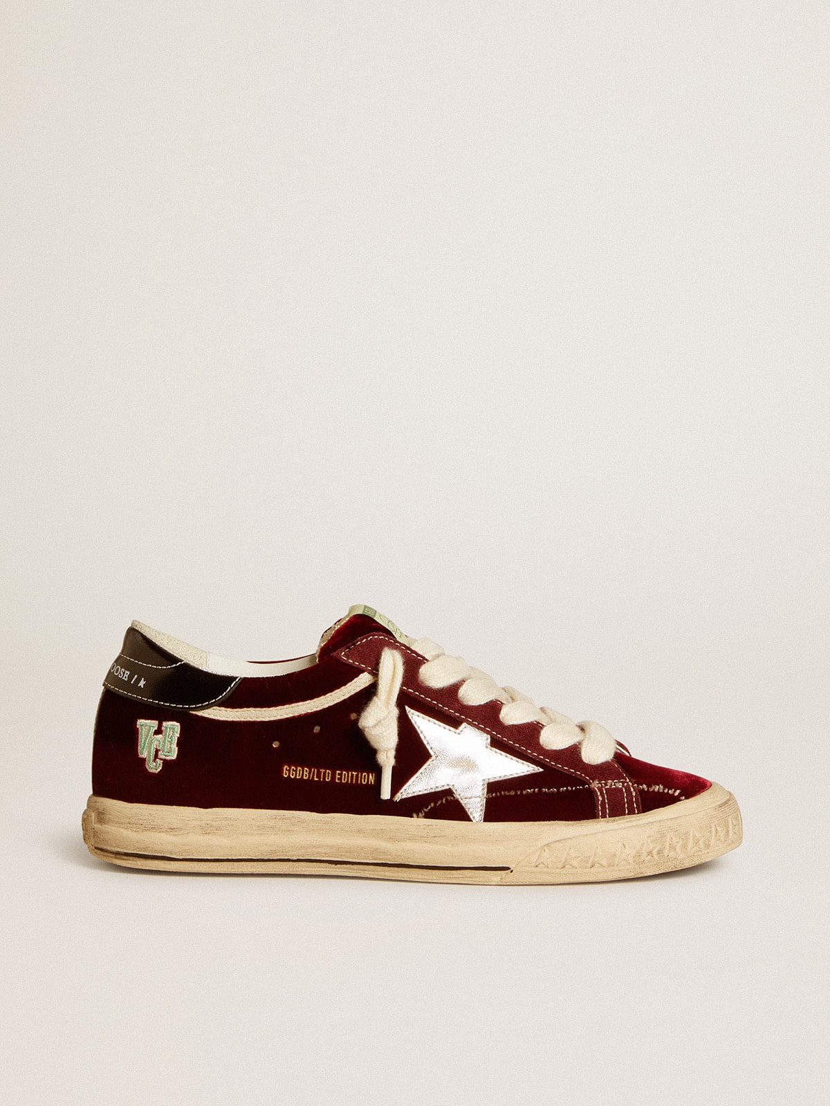 Women's Super-Star LTD in velvet with metallic leather star and heel tab