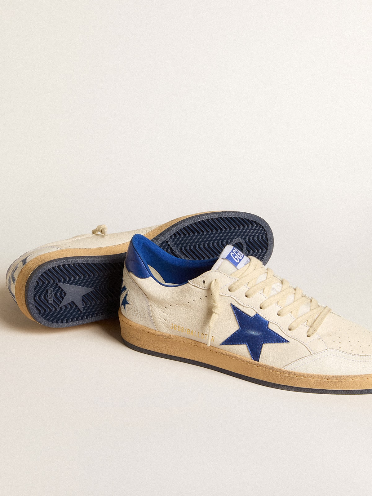Women's Ball Star Wishes in white nappa leather with bright blue star and heel tab
