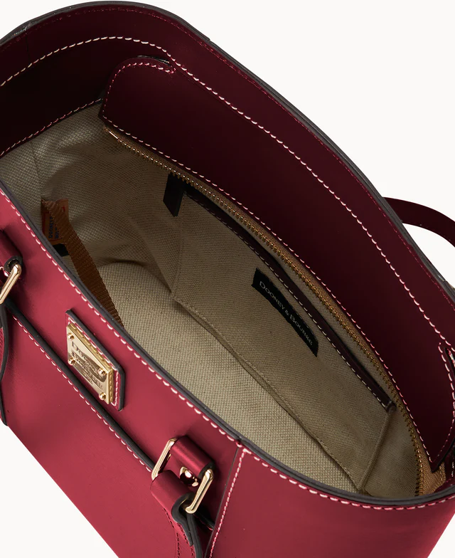 Penrose Pocket Tote 25