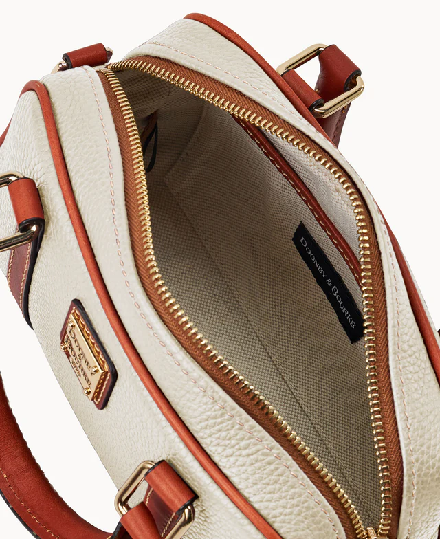 Pebble Grain Satchel 24