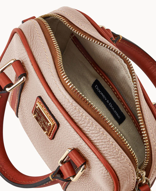 Pebble Grain Satchel 20