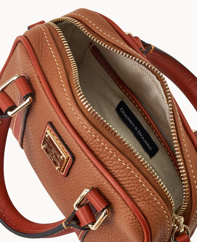 Pebble Grain Satchel 20