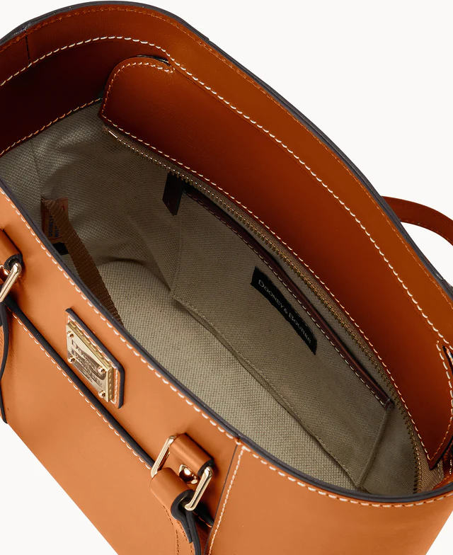 Penrose Pocket Tote 25