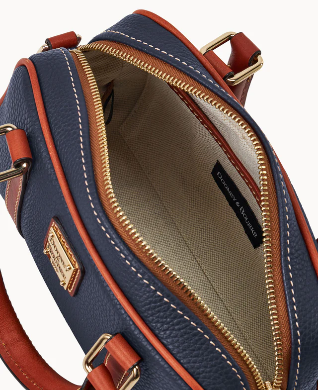 Pebble Grain Satchel 24