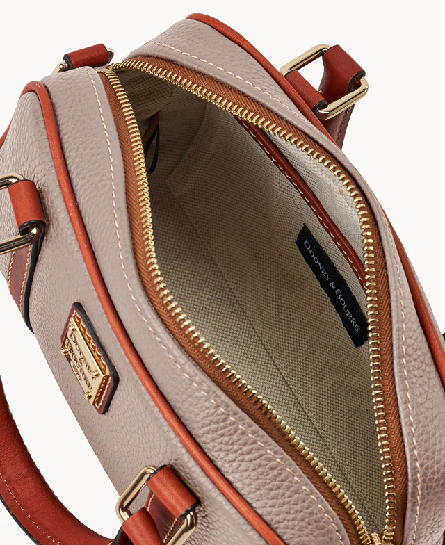 Pebble Grain Satchel 24