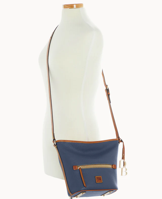 Pebble Grain Zip Sac