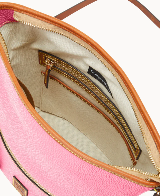 Pebble Grain Zip Sac