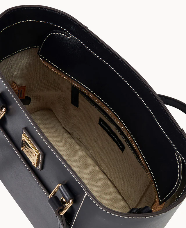 Penrose Pocket Tote 25
