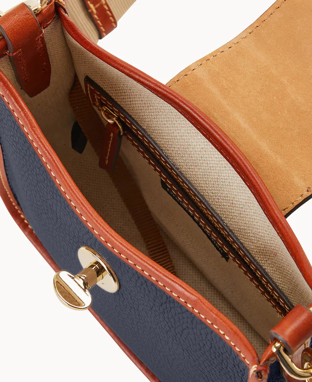 Pebble Turnlock Messenger 20