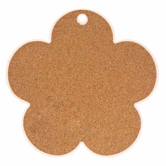 Porcelain flower trivet